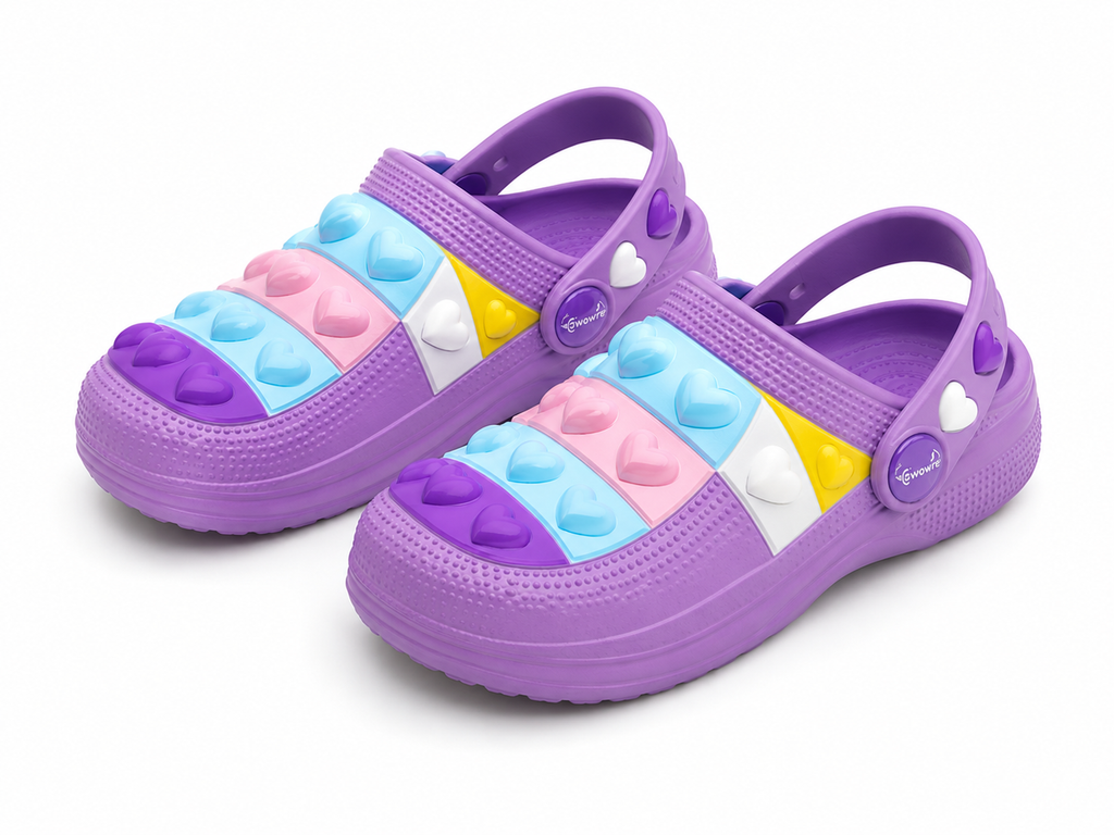 Kids Heart-Pattern Clogs